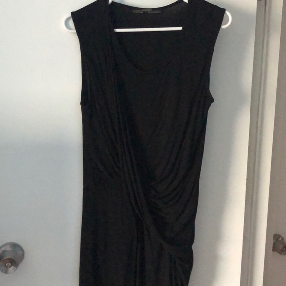 Dress - Picture 3 of 4